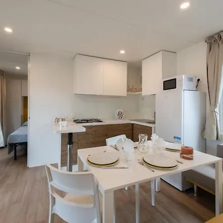 別荘 Cozy 2 Bedroom Sleeps 5 In Lido Di Spina, Italy-perfect Family Retreat リド・ディ・スピーナ