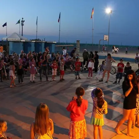 別荘 Cozy 2 Bedroom Sleeps 5 In Lido Di Spina, Italy-perfect Family Retreat リド・ディ・スピーナ