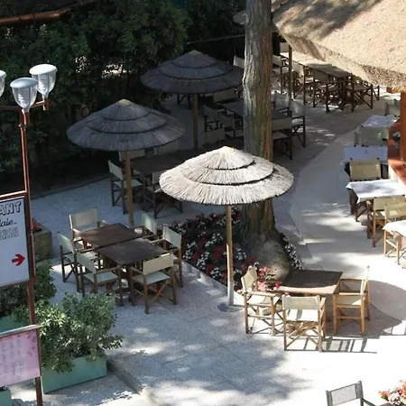 Cozy 2 Bedroom Sleeps 5 In Lido Di Spina, Italy-perfect Family Retreat * リド・ディ・スピーナ